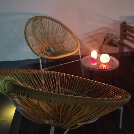 Fantastico Piso Nuevo, Mentidero