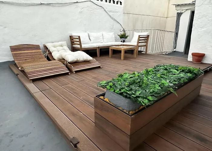 Fantastico Piso Nuevo, Mentidero *