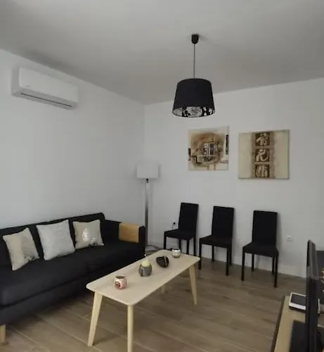 Fantastico Piso Nuevo, Mentidero * Καντίζ