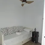 Fantastico Piso Nuevo, Mentidero Apartmán