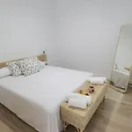 Fantastico Piso Nuevo, Mentidero * 카디스