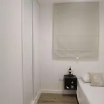 Fantastico Piso Nuevo, Mentidero 아파트