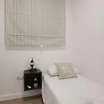 Fantastico Piso Nuevo, Mentidero *